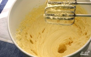 Пирог на кефире с сухофруктами - фото шаг 1
