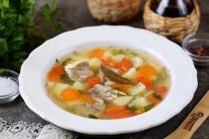 Суп из минтая с манкой и зелёным луком - фото шаг 7