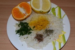 Скумбрия фаршированная желтым рисом - фото шаг 2