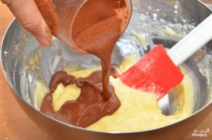 Шоколадно-масляный крем для тортов - фото шаг 4