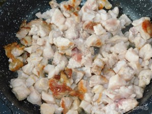 Свинина, тушенная в луковом соусе - фото шаг 1