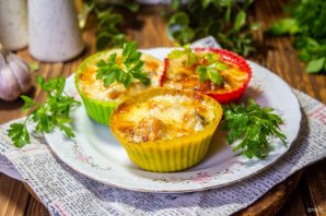 Жульен с курицей и грибами в формочках для кекса - фото шаг 9
