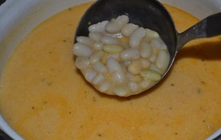 Фасолевый суп на сметане - фото шаг 8