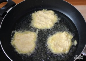 Вкусные картофельные драники - фото шаг 3