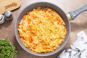 Тушеная капуста с рисом - фото шаг 9