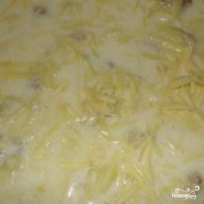 Молоки горбуши в омлете с сыром - фото шаг 2