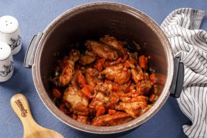 Курица с картошкой в мультиварке - фото шаг 9