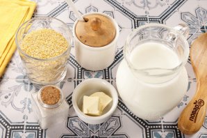 Кукурузная каша на молоке в мультиварке - фото шаг 1