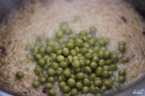 Рис с зеленым горошком и миндалем - фото шаг 5