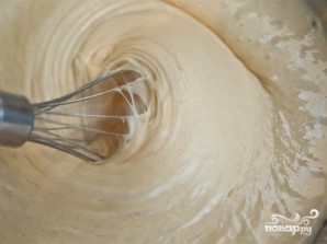 Быстрый сладкий пирог на кефире - фото шаг 4
