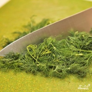 Зеленый салат с форелью - фото шаг 1