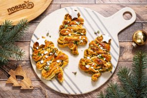 Праздничные елочки из теста - фото шаг 11