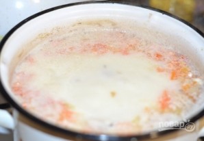 Суп с курицей и плавленым сыром - фото шаг 7