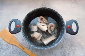 Рыбный суп с булгуром - фото шаг 2