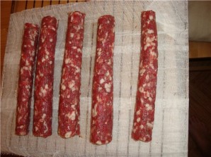Сырокопченая колбаса в домашних условиях - фото шаг 5