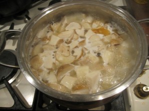 Маринованные белые грибы для супа - фото шаг 4