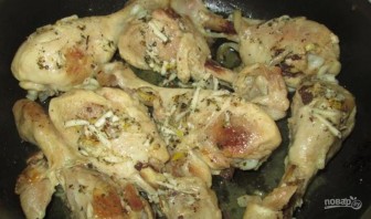 Рецепт курицы с чесночным соусом - фото шаг 4