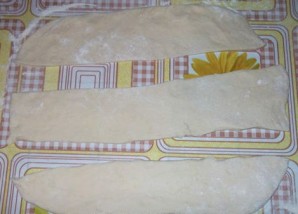 Тесто для пирожков с сосиской - фото шаг 4