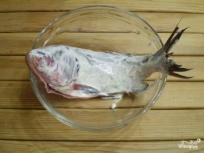 Рыба в духовке со сметаной - фото шаг 3