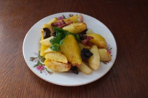 Картофель в духовке с белыми грибами и беконом - фото шаг 11