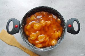 Варенье из абрикосов с медом - фото шаг 10