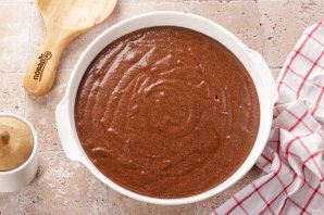 "Манник" на кефире с какао - фото шаг 7