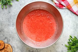 Клубничное пюре - фото шаг 8