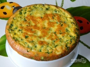Пирог с яйцами и зеленым луком в мультиварке - фото шаг 5