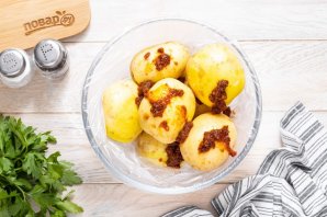 Запеченный молодой картофель - фото шаг 4