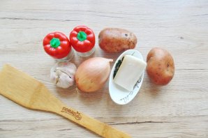 Ароматная картошка жареная на сале с лучком - фото шаг 1