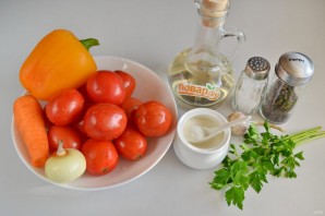 Помидоры с морковкой и перцем - фото шаг 1