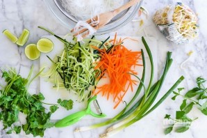 Вьетнамский салат с лапшой - фото шаг 1