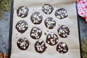 Шоколадные чипсы с миндалем - фото шаг 5