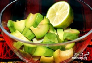 Гуакамоле из авокадо - фото шаг 2