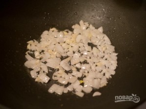 Рис с курицей на сковороде - фото шаг 4