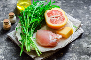 Салат с грейпфрутом и рукколой - фото шаг 1