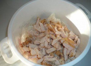 Салат с рисом и курицей - фото шаг 2