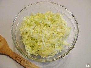 Оладьи из кабачков с сыром - фото шаг 2