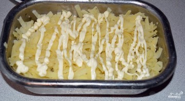 Селедка под шубой с плавленным сыром - фото шаг 2