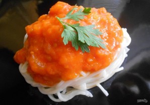 Спагетти в ярком овощном соусе - фото шаг 6