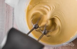 Простой рецепт тонких блинов на молоке - фото шаг 3