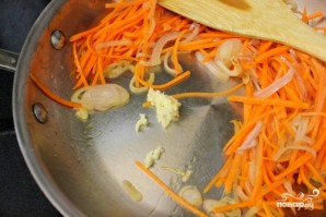 Салат из кабачков и моркови - фото шаг 1