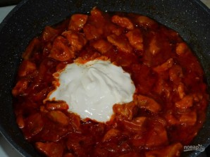 Свинина, тушеная в сливочно-томатном соусе - фото шаг 5