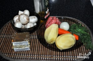Сырный суп с шампиньонами и копченостями  - фото шаг 1