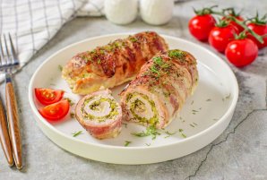 Рулетики из индейки в духовке с начинкой - фото шаг 12