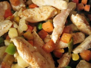 Курица с овощами и рисом - фото шаг 3