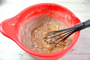 Торт "Шоколадный бархат" со сливочным кремом - фото шаг 7