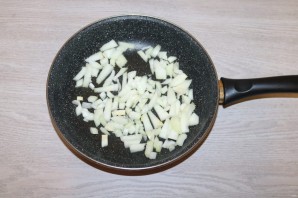 Салат с баклажанами и фасолью - фото шаг 6