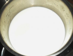 Кукурузная каша на молоке - фото шаг 1