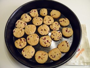 Печенье со смородиной - фото шаг 9